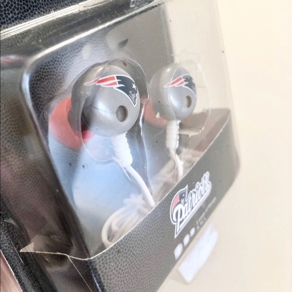 New England Patriots IPhone/ IPod Earbuds/ Earphones - Picture 5 of 9